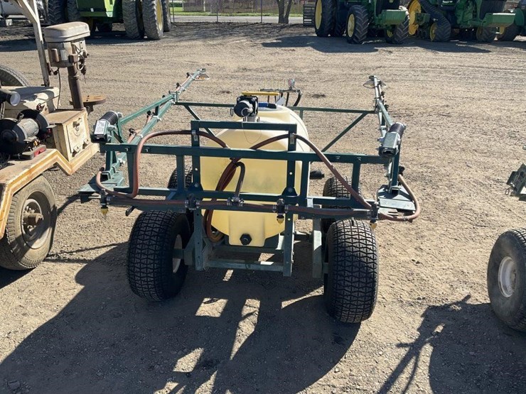 pbm-100g-poly-tank-pull-strip-sprayer,-20'-image-3