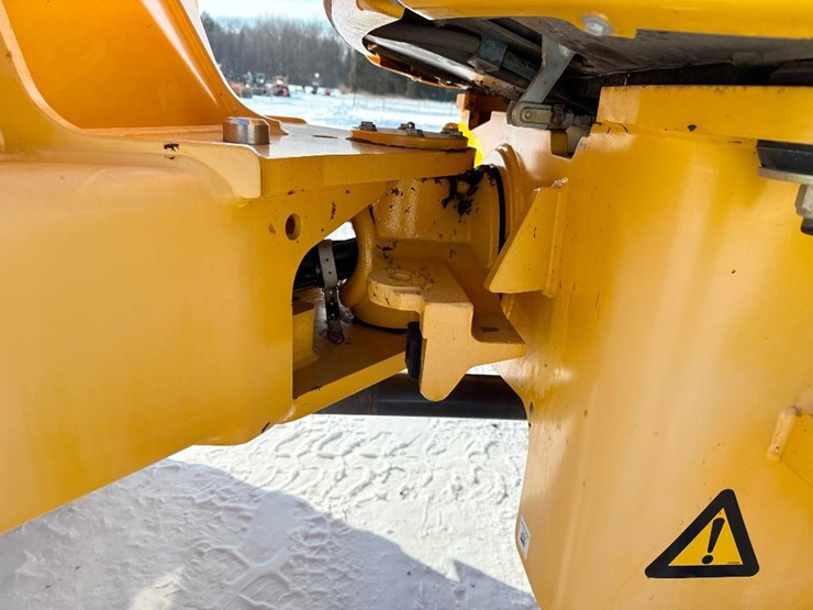 2016-volvo-l35g-image-24