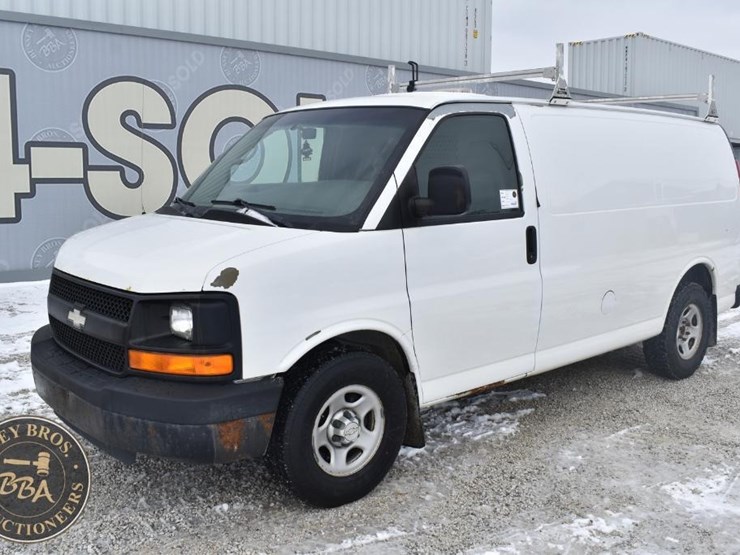 2008-chevrolet-express-1500-image-1