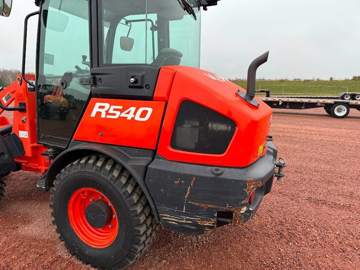 kubota-r540-image-19