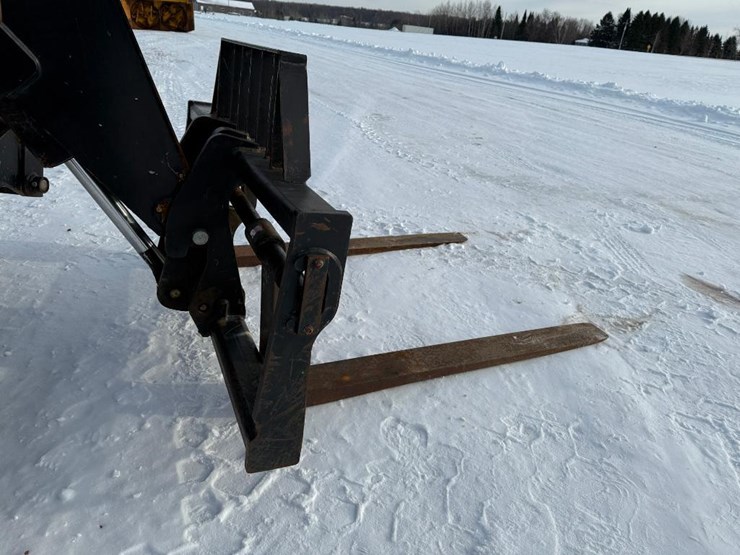 2018-sky-trak-10054-image-24