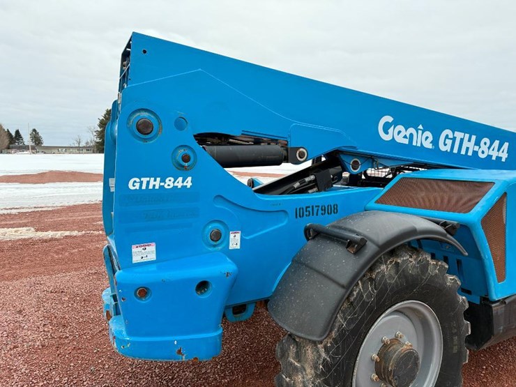 2016-genie-gth844-image-12