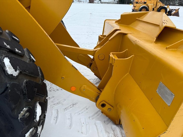 caterpillar-926m-image-48