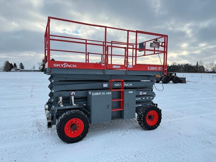 2017-skyjack-sj8841rt-image-21