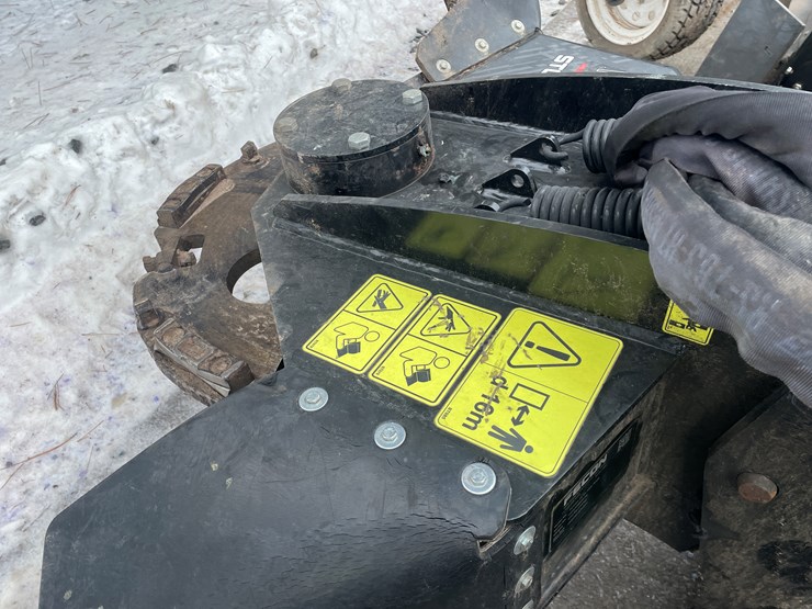 #4907-•-stumper-skid-steer-mount-fst280-stump-grinder-image-13