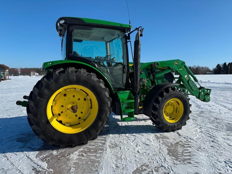 john-deere-6125r-image-4