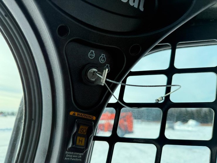 2020-bobcat-s450-image-41