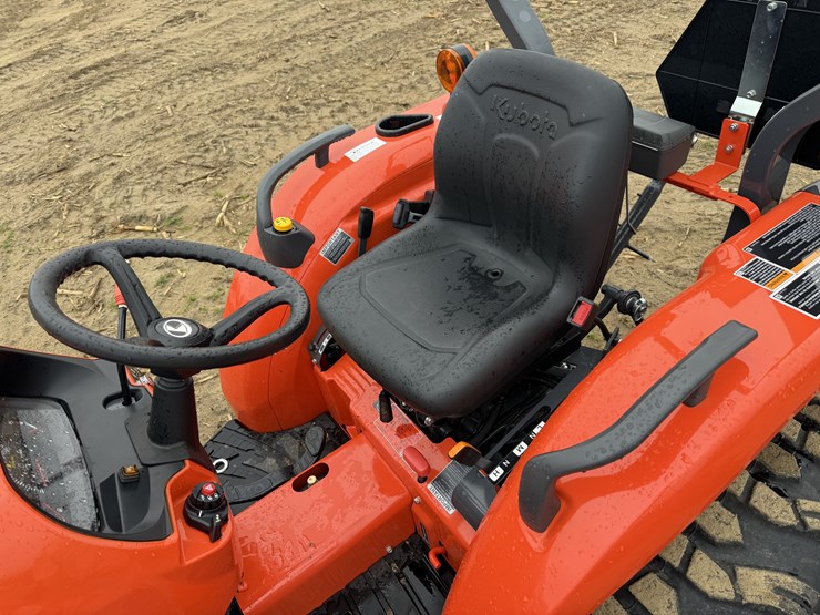 2025-kubota-l2502hst-image-8