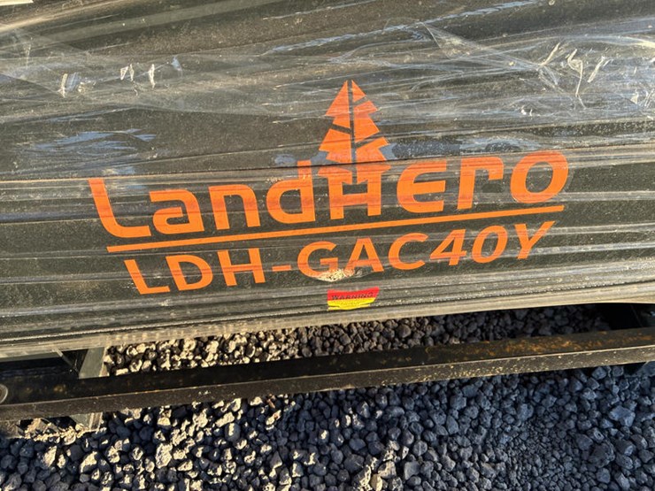 #115405-•-40-gal-2-stage-air-compressor-image-5