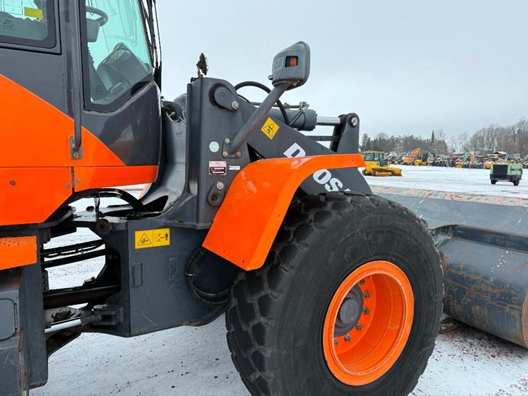 2018-doosan-dl250-5-image-33