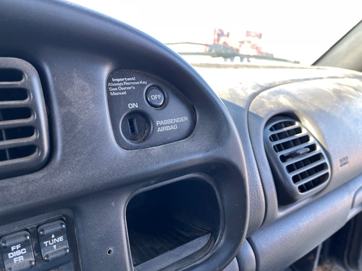 2001-dodge-ram-2500-image-60