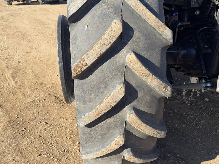 2021-case-ih-maxxum-135-image-48