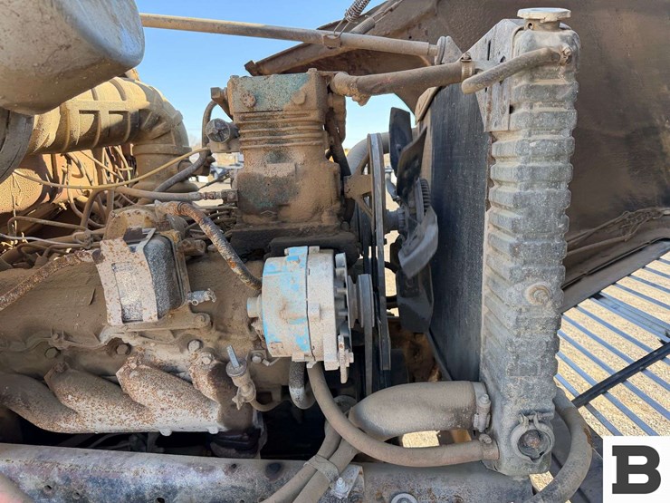 1981-ford-lt8000-image-42