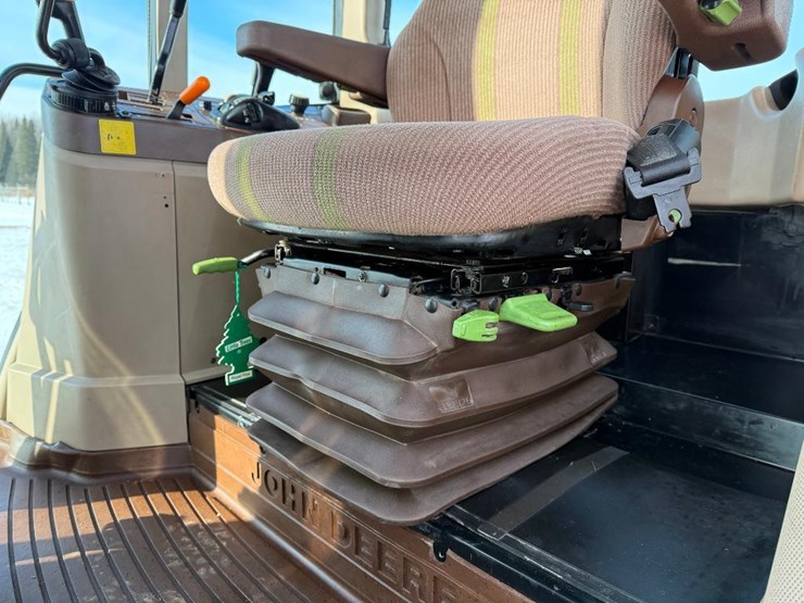 john-deere-6415-image-56