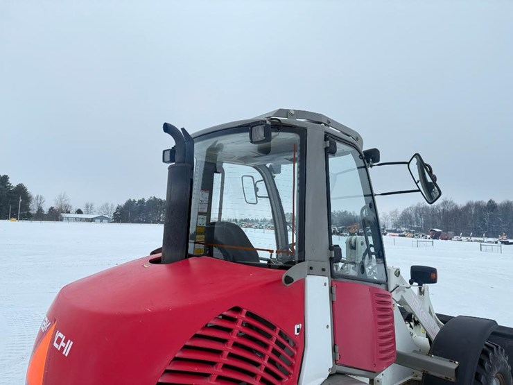 2013-takeuchi-tw50-image-27