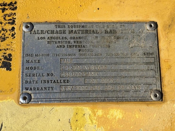 2000-yale-2000-image-35