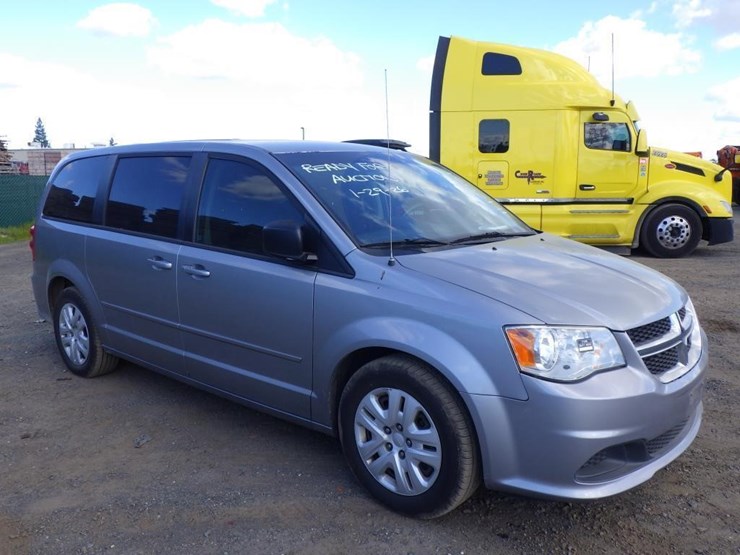 2015-dodge-grand-caravan-image-2