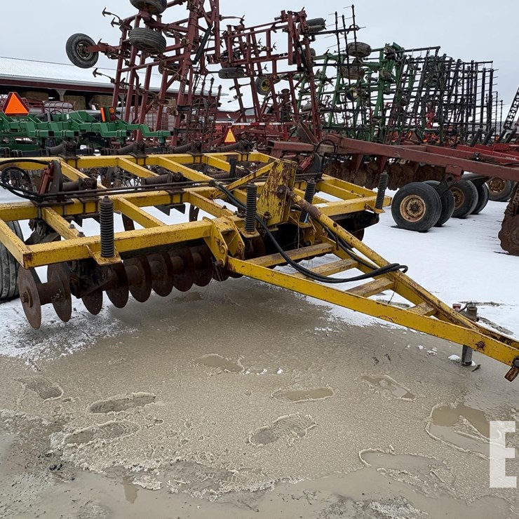 LANDOLL 1200 SOILMASTER