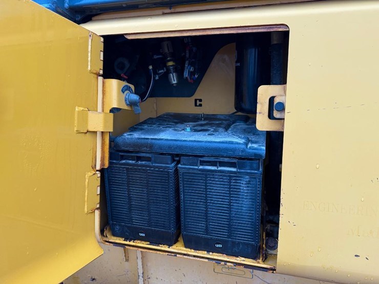 deere-550j-lgp-image-35