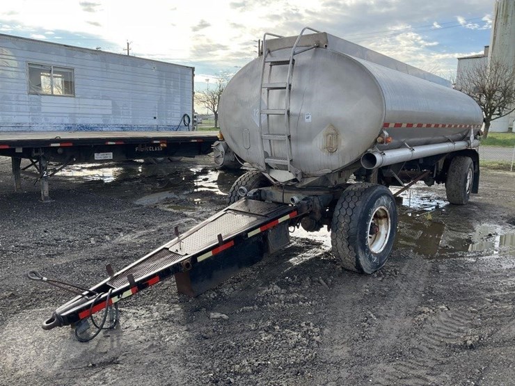 (dmv)-clough-4000g-alu.-tanker-trailer-image-3