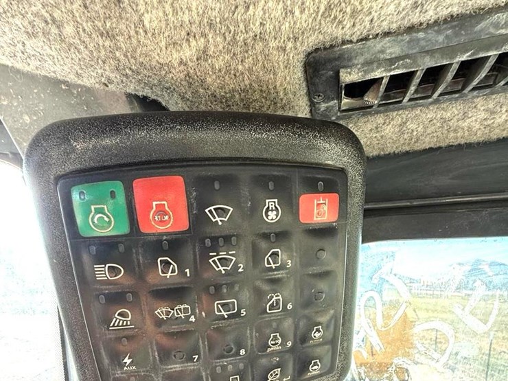 2021-caterpillar-289d3-image-29