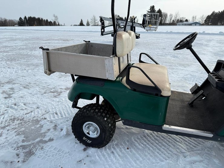 #109-•-lot-109-image-11