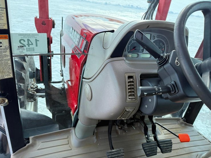 case-ih-maxxum-125-image-68