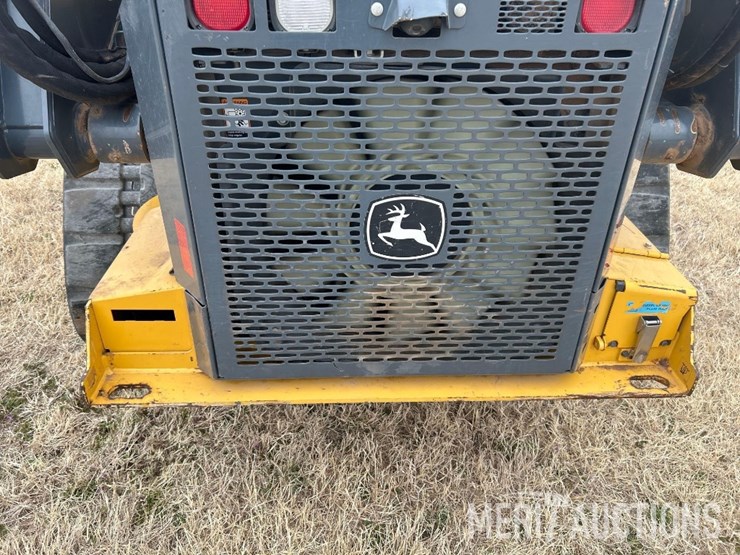 2018-deere-333g-image-23