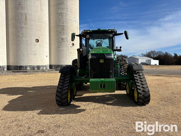 2023-john-deere-8rx-370-image-2