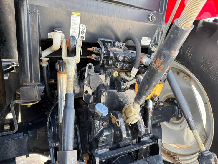 case-ih-maxxum-125-image-29