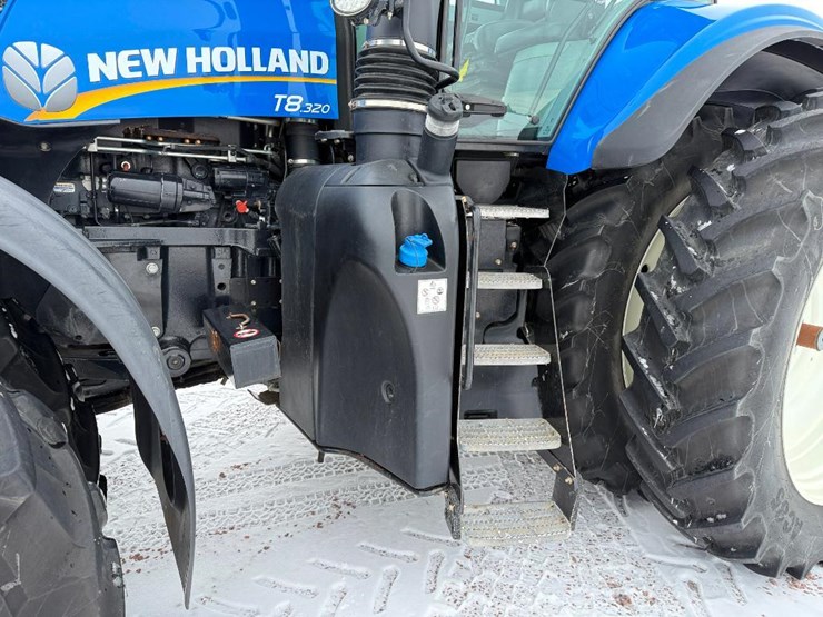 new-holland-t8.320-image-16