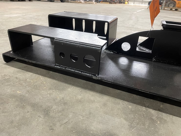 #2484-•-skid-steer-receiver-hitch-plate-with-chain-buckets-image-11