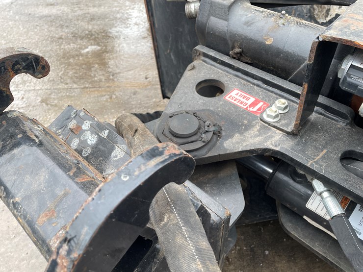 #165-•-cmp-36"-excavator-angle-bucket-image-10