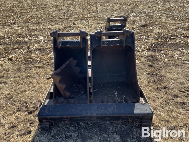 caterpillar-buckets-image-2