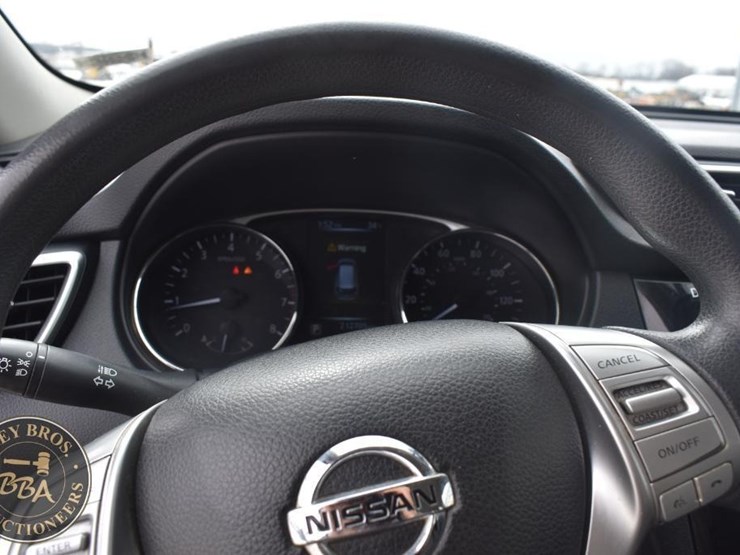 2015-nissan-rogue-image-22