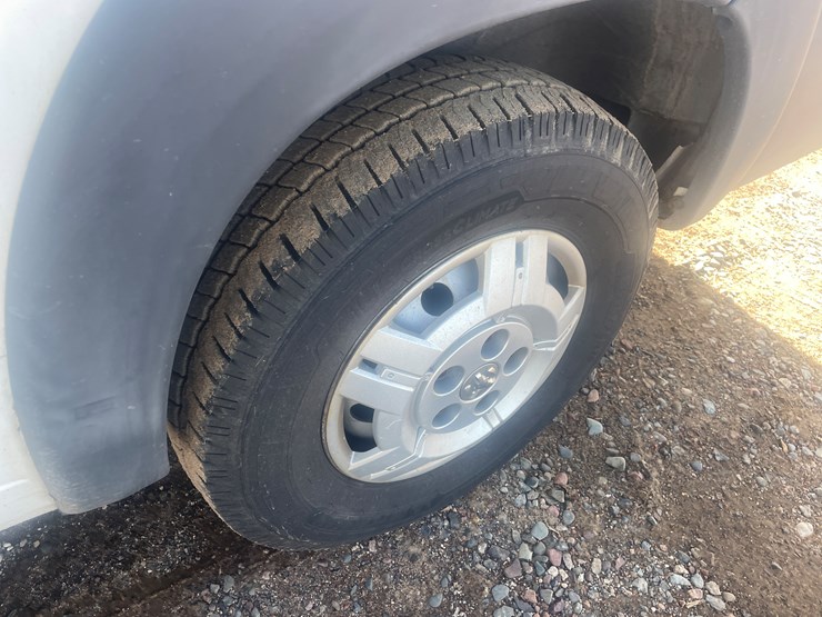 2016-dodge-3500-image-6