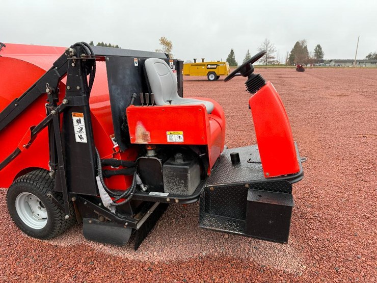 #25-•-lot-25-image-10