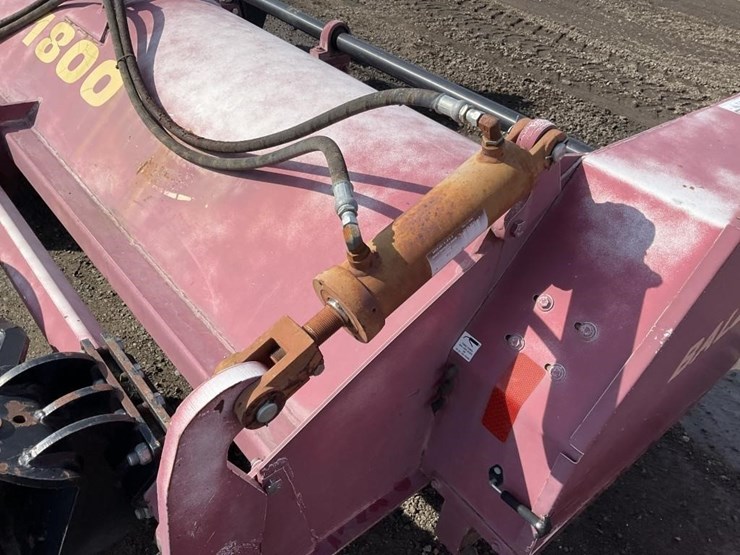 balzer-18'-pull-pto-chopper-image-12