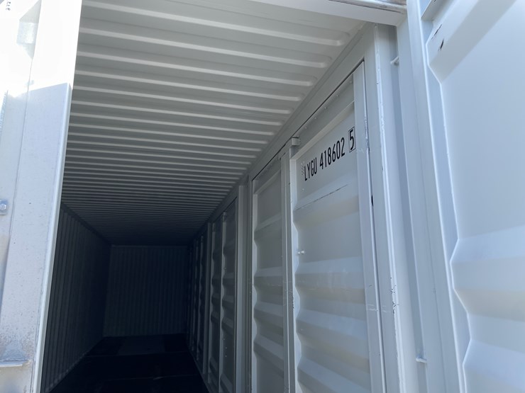 #400-•-40'-high-cube-multi-door-shipping-container-image-13