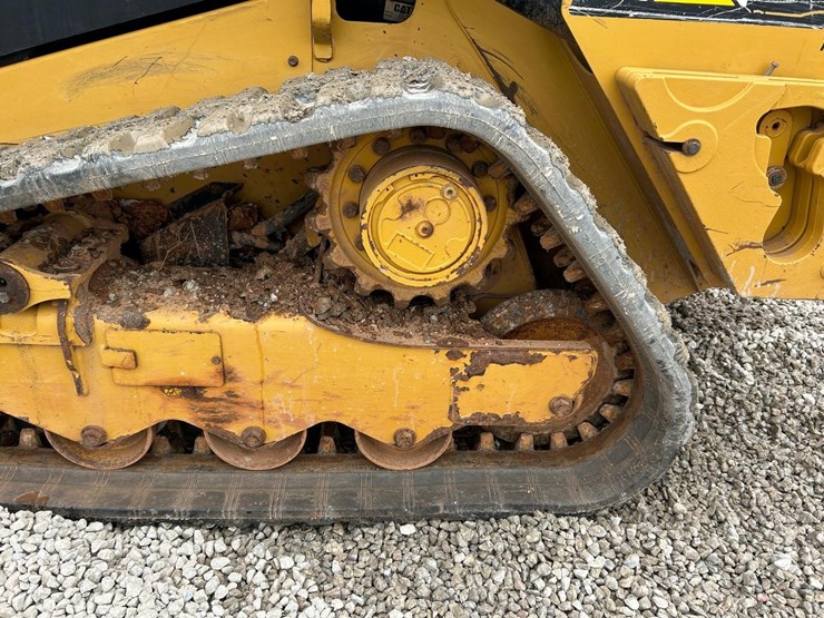 2017-caterpillar-259d-image-18