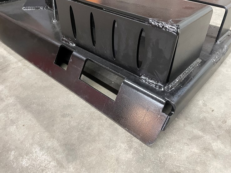 #2484-•-skid-steer-receiver-hitch-plate-with-chain-buckets-image-9