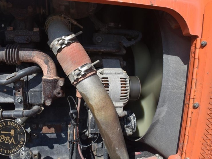 2015-sky-trak-8042-image-42