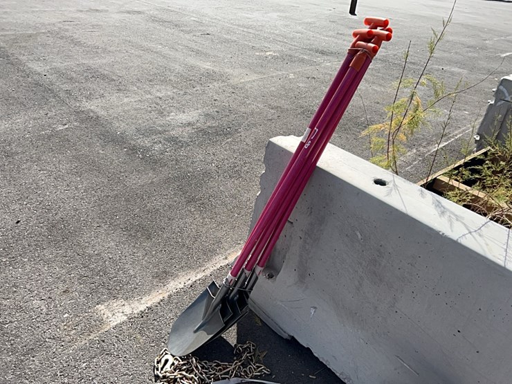 new-sklp-(5)-shovels-new-support-equipment-image-1