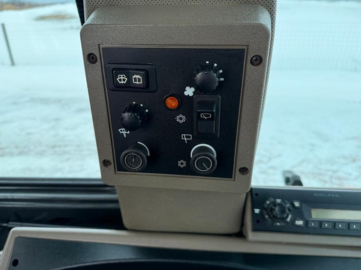 case-570n-xt-image-53