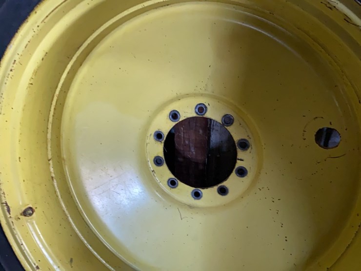 john-deere-10-image-7