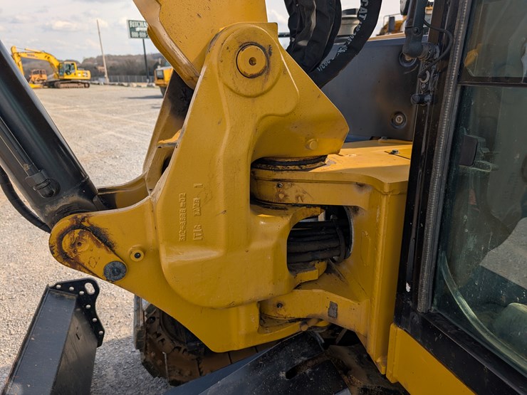 2021-caterpillar-308-cr-image-11