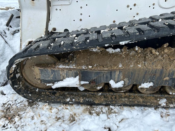 2021-bobcat-t770-image-17