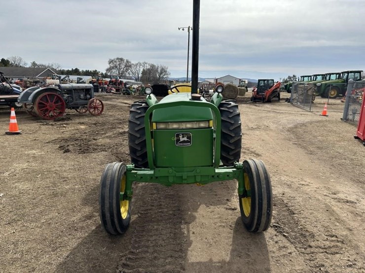john-deere-2150-image-3