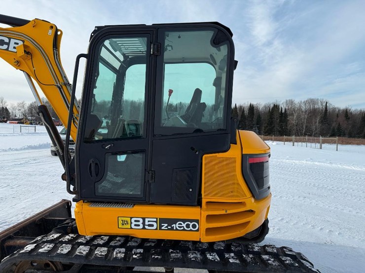 jcb-85z-1-image-24