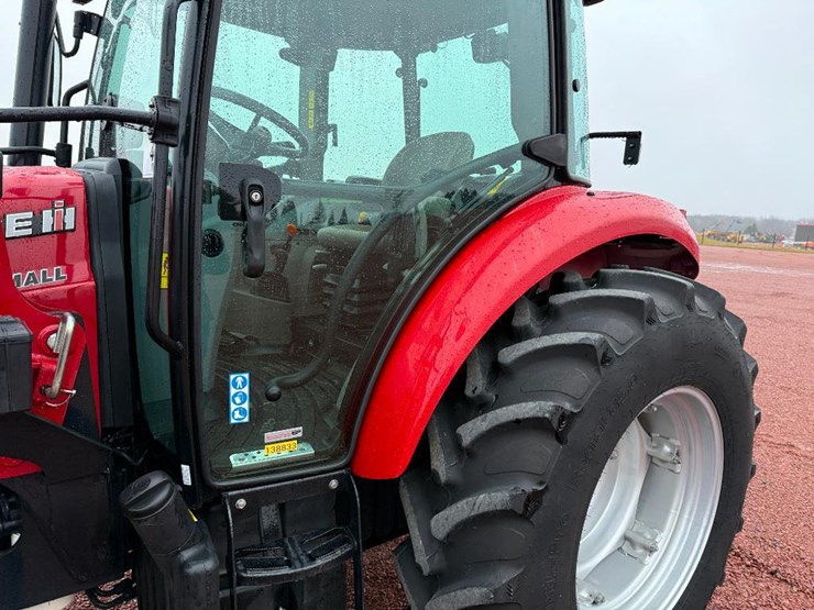 case-ih-farmall-75c-image-16